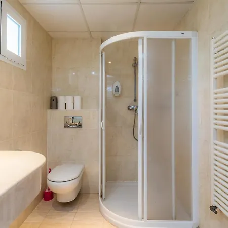 Apartament Apto Con Terraza 1 *