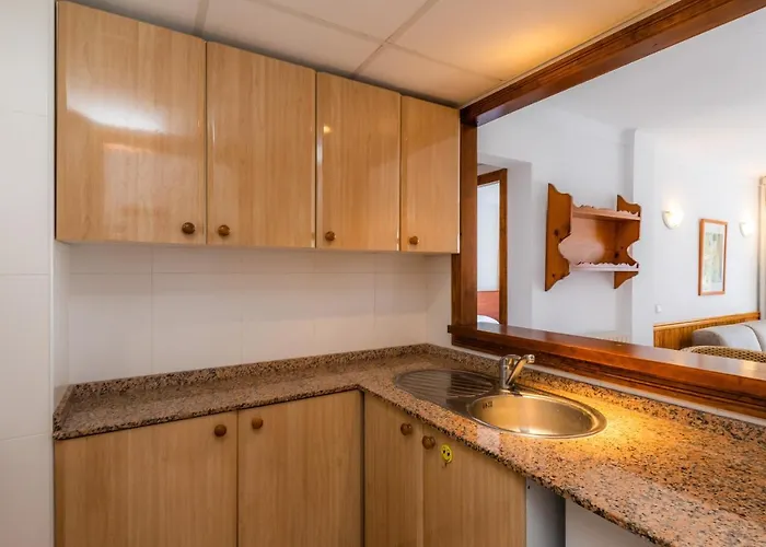 Apto Con Terraza 1 דירה